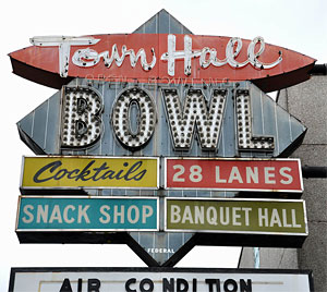 Strellis & Field sponsors a summer bowling league at Town Hall Bowl in Cicero, IL